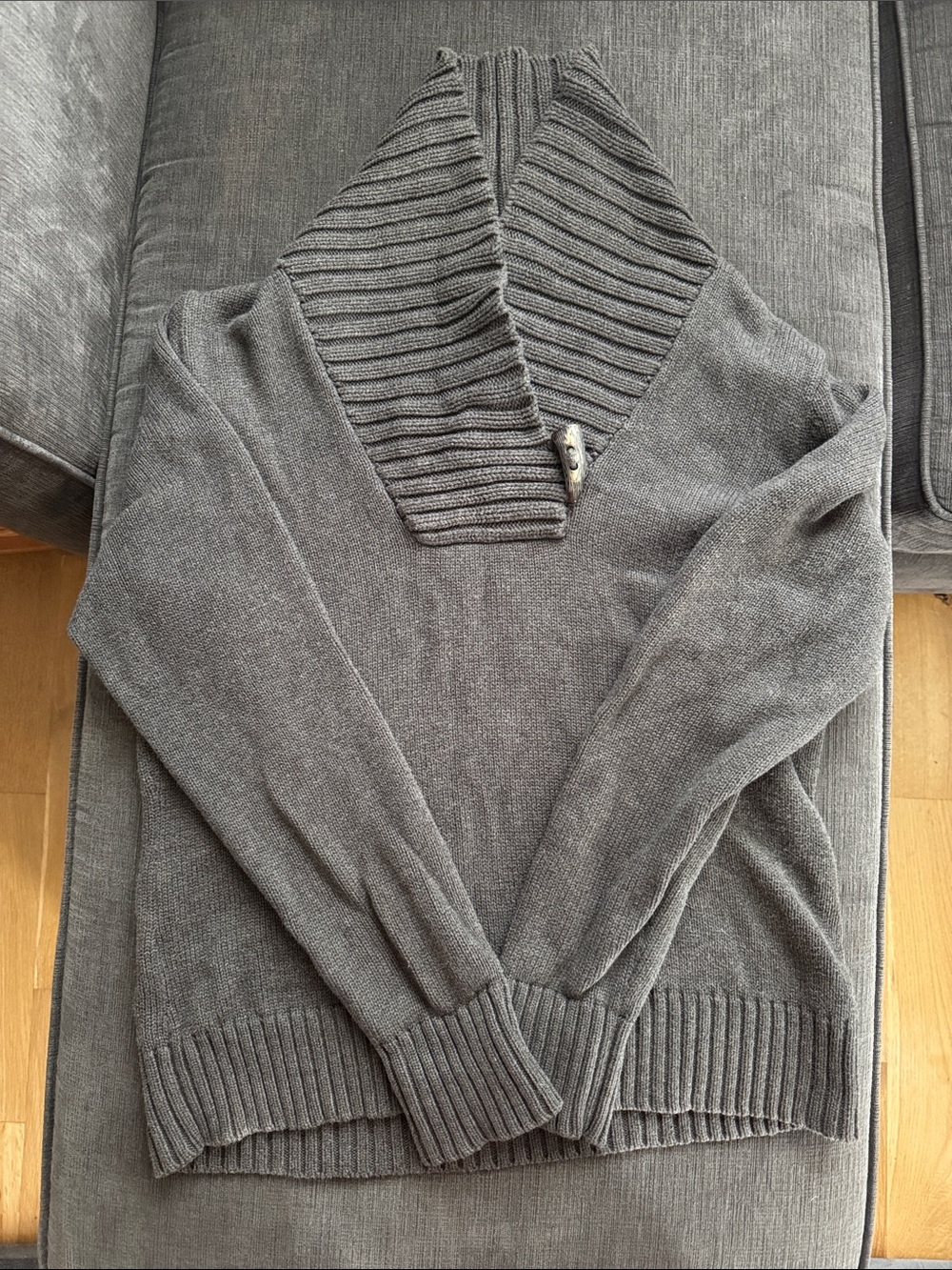 LOFT Men's Gray V-Neck Shawl Collar Sweater
